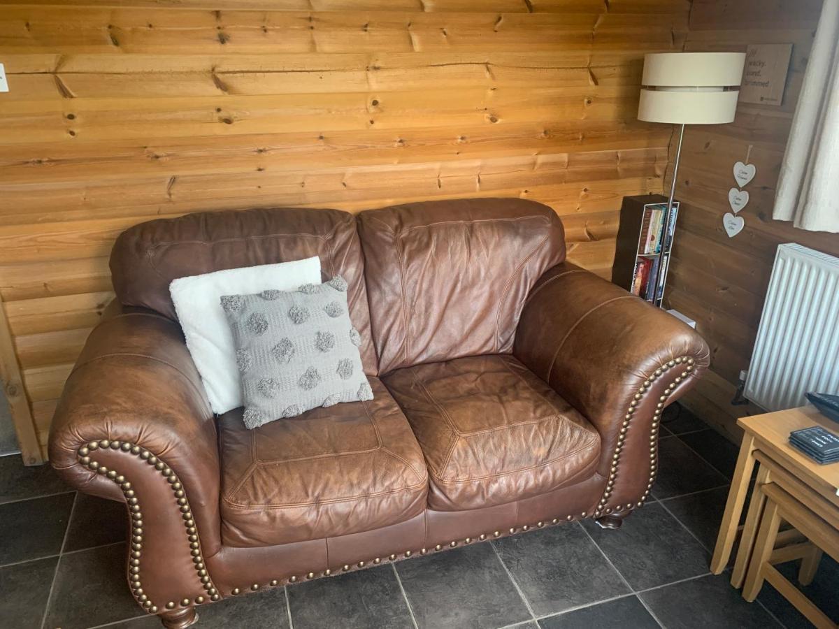 Swansea Log Cabin Pontardawe Ngoại thất bức ảnh